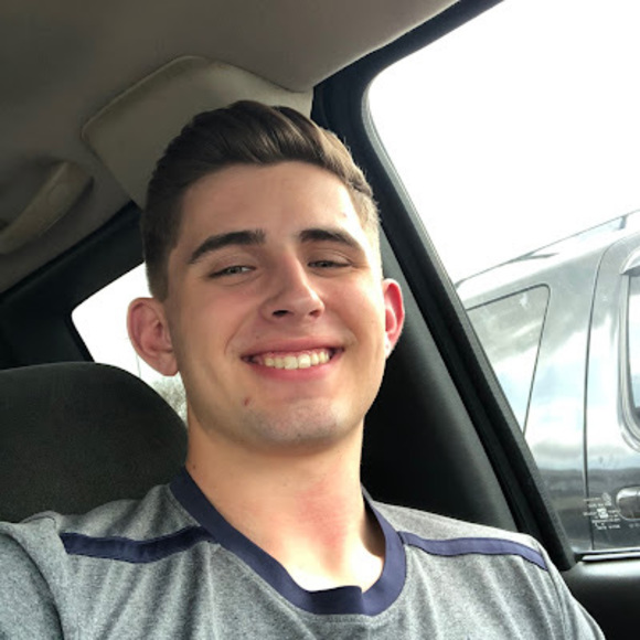 Meet your Posher, Andrew - Picture 1 of 1